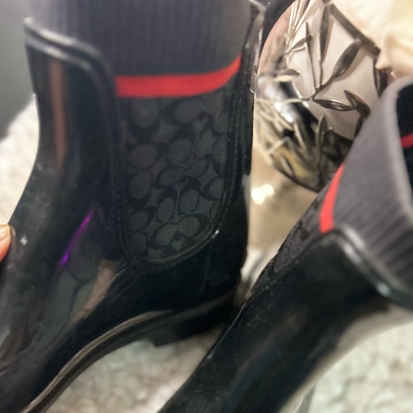 🔥😍Coach Red/Black Rain boots/ logo Sock Style Size 7 … ✨🚨LAST OFFER🤗🚨🚨✨ - Picture 2 of 5
